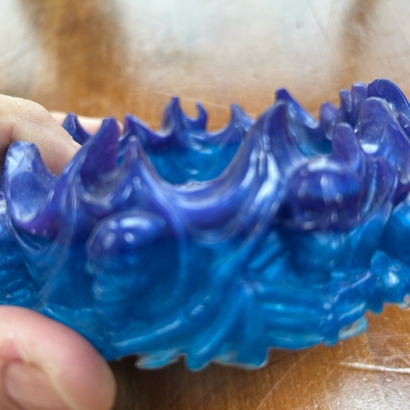 Blue and purple rain skull ashtray- skulls around outside. New - great gift - Picture 6 of 11